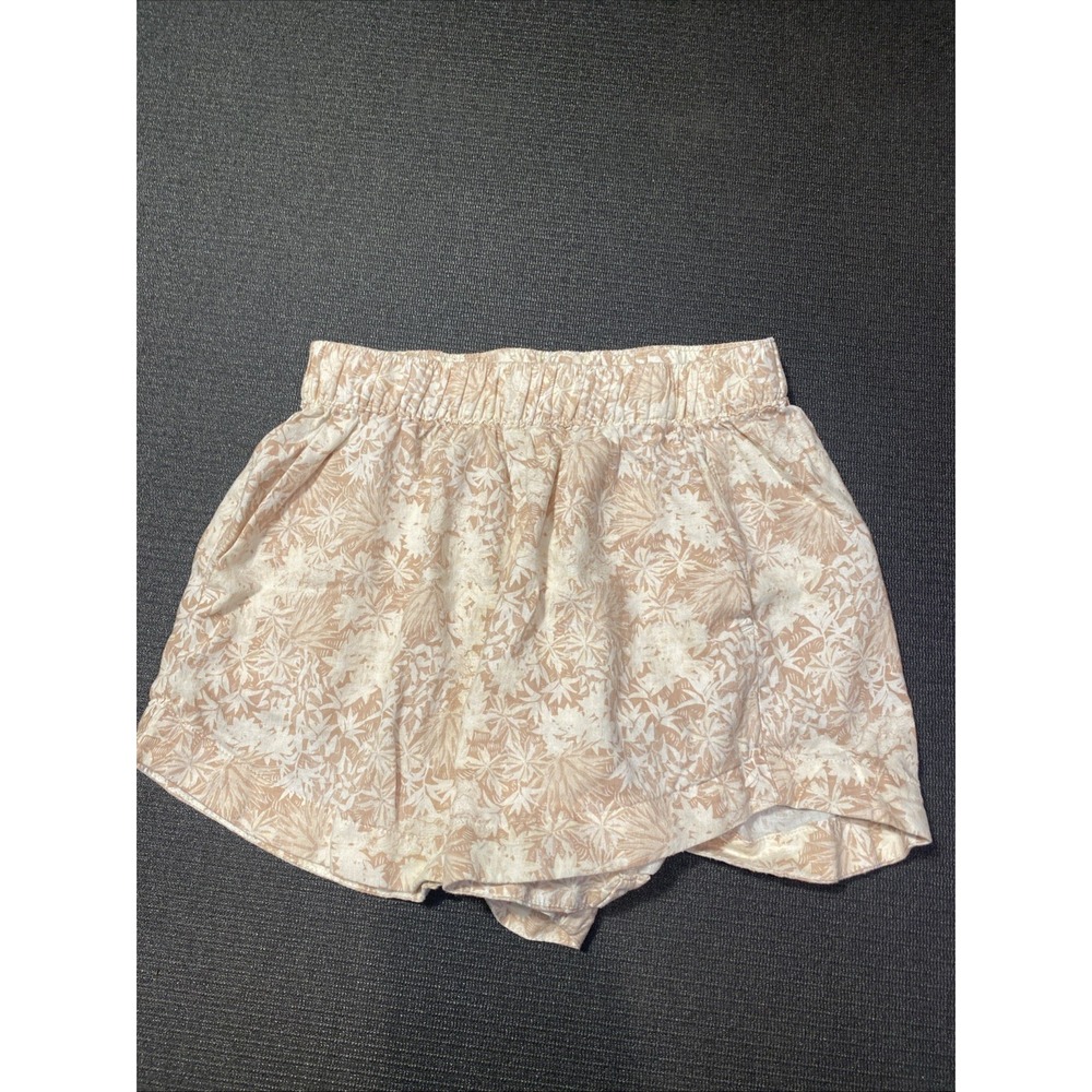 Patagonia Women's Garden Island Shorts Size Small Tan And Cream Floral